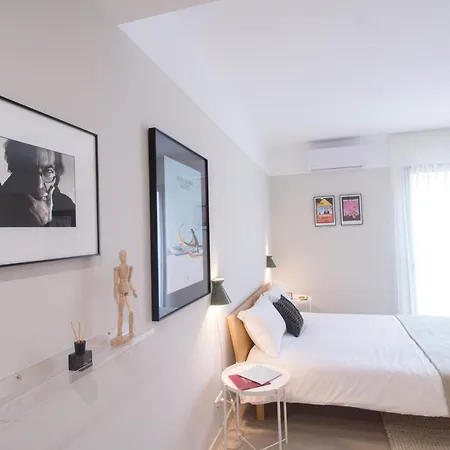 Art I Apartment